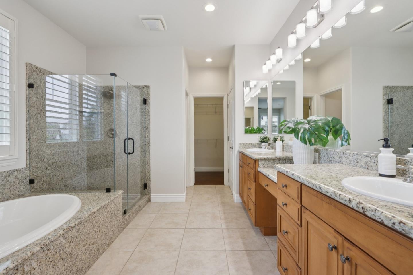 Detail Gallery Image 30 of 67 For 7237 Longhill Way, San Jose,  CA 95138 - 5 Beds | 3/1 Baths