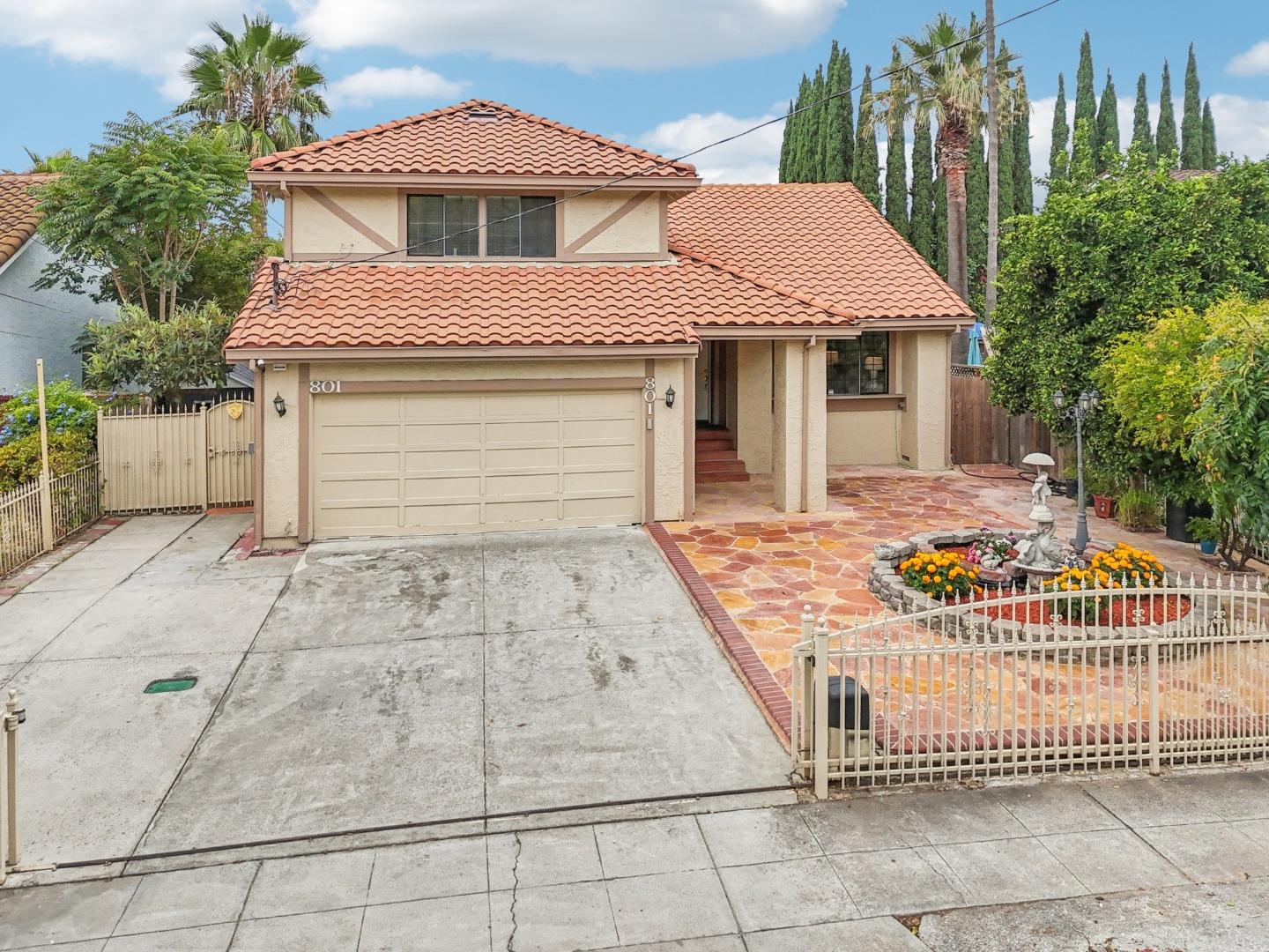 Detail Gallery Image 2 of 67 For 801 Fleming Ave, San Jose,  CA 95127 - 4 Beds | 3 Baths