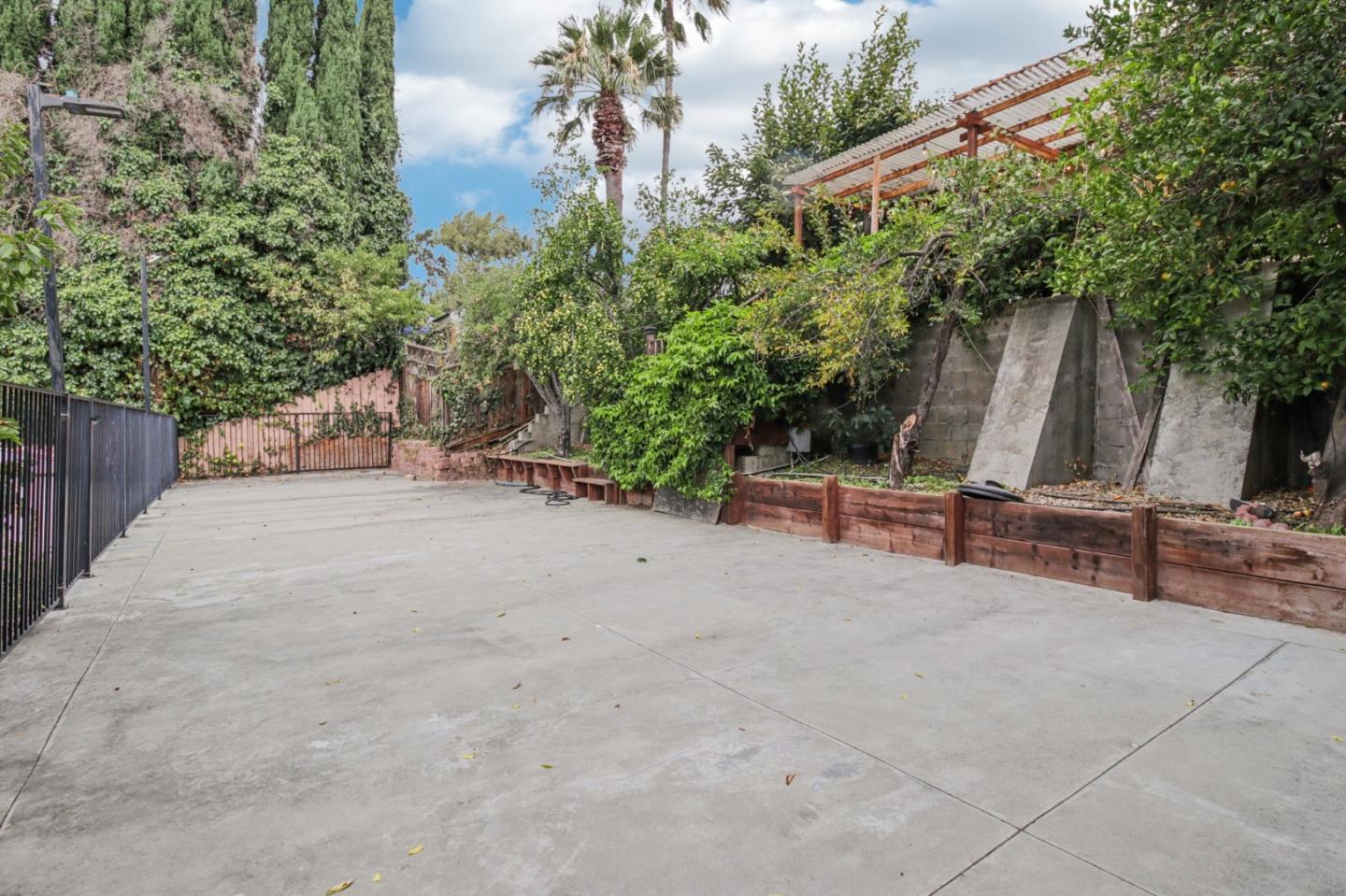 Detail Gallery Image 49 of 67 For 801 Fleming Ave, San Jose,  CA 95127 - 4 Beds | 3 Baths
