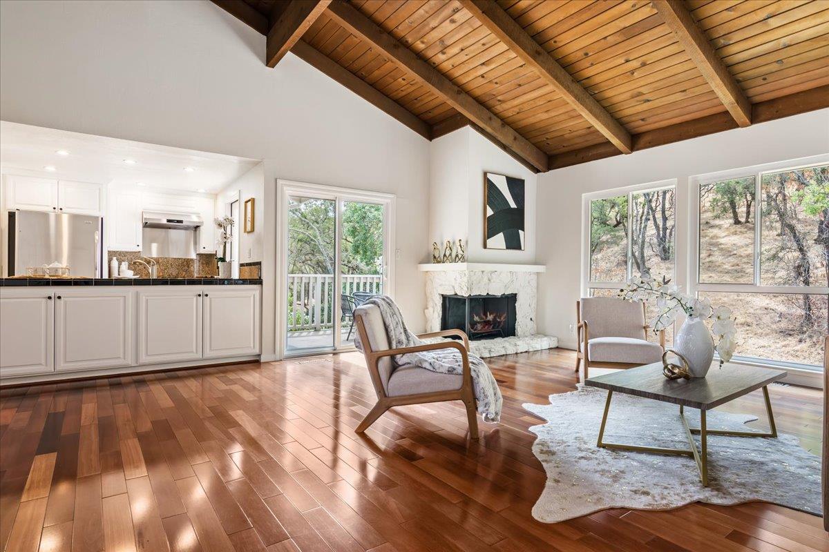 Detail Gallery Image 10 of 54 For 359 Ridgeview Dr, Pleasant Hill,  CA 94523 - 3 Beds | 2/1 Baths
