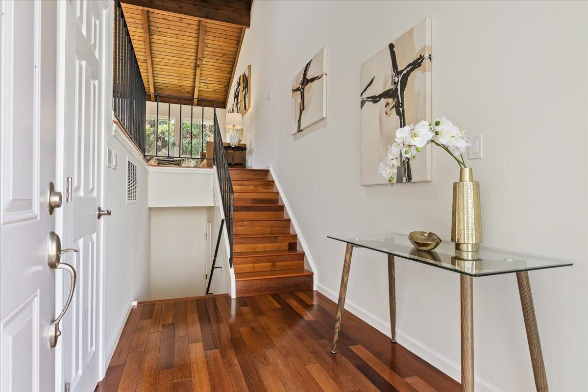 Detail Gallery Image 7 of 54 For 359 Ridgeview Dr, Pleasant Hill,  CA 94523 - 3 Beds | 2/1 Baths