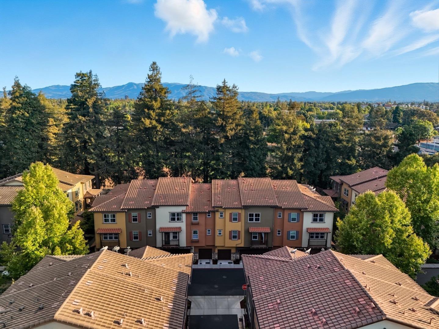Detail Gallery Image 30 of 34 For 2870 Monroe Ter, San Jose,  CA 95128 - 3 Beds | 3 Baths