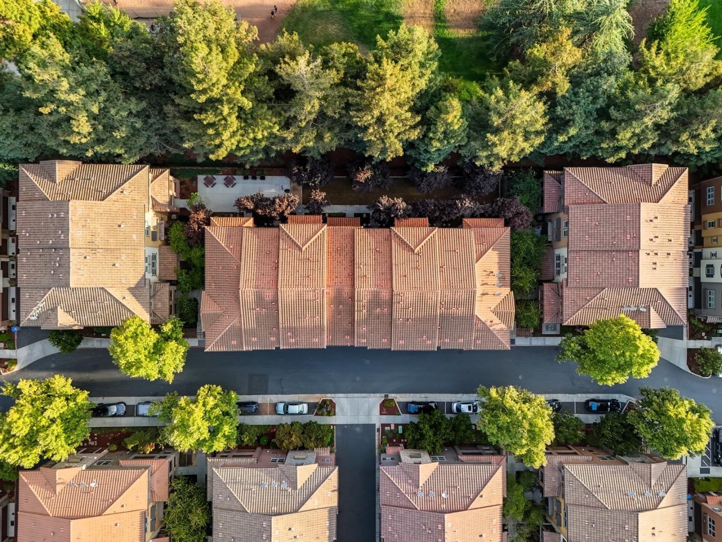 Detail Gallery Image 32 of 34 For 2870 Monroe Ter, San Jose,  CA 95128 - 3 Beds | 3 Baths