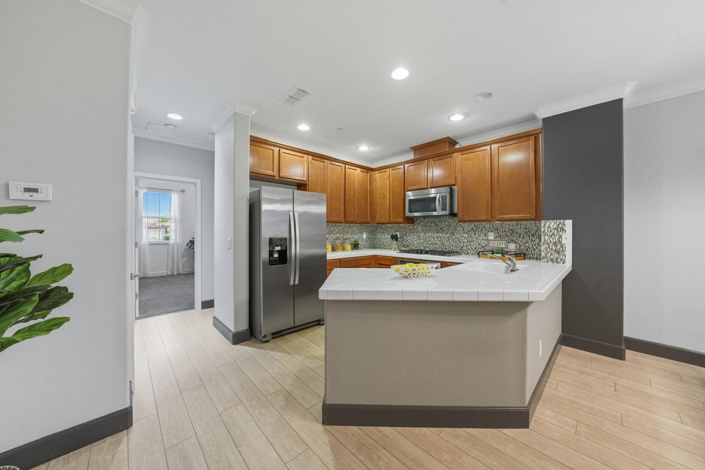 Detail Gallery Image 5 of 34 For 2870 Monroe Ter, San Jose,  CA 95128 - 3 Beds | 3 Baths