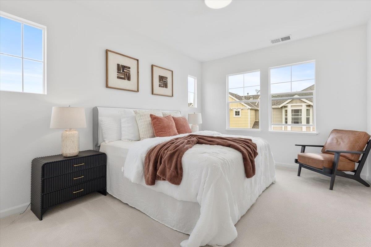 Detail Gallery Image 10 of 34 For 675 Montara Ter, Sunnyvale,  CA 94085 - 3 Beds | 3 Baths