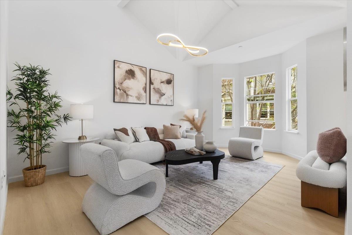Detail Gallery Image 2 of 34 For 675 Montara Ter, Sunnyvale,  CA 94085 - 3 Beds | 3 Baths