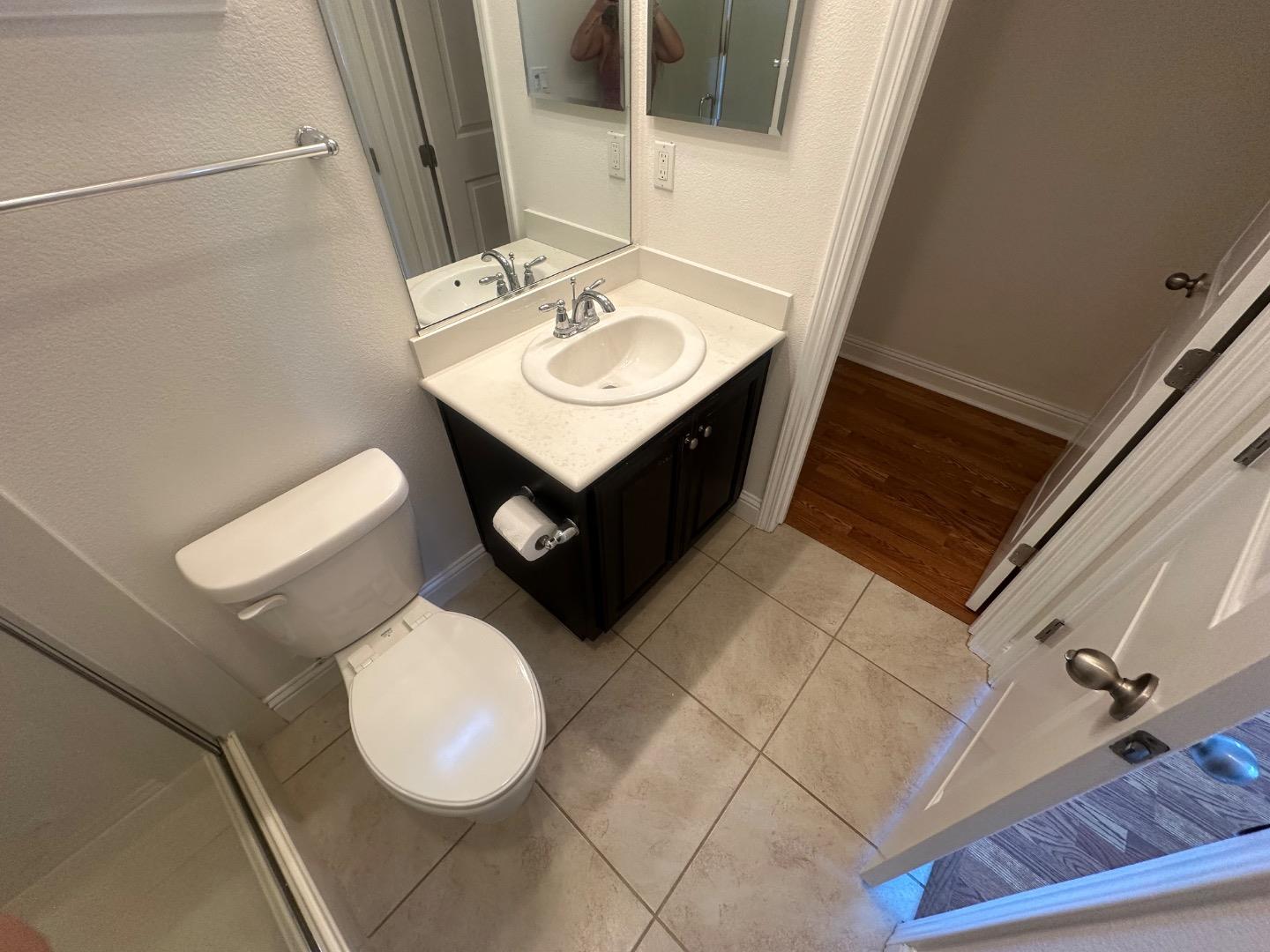 Detail Gallery Image 6 of 12 For 33472 Pony Loop, Fremont,  CA 94555 - 1 Beds | 1 Baths