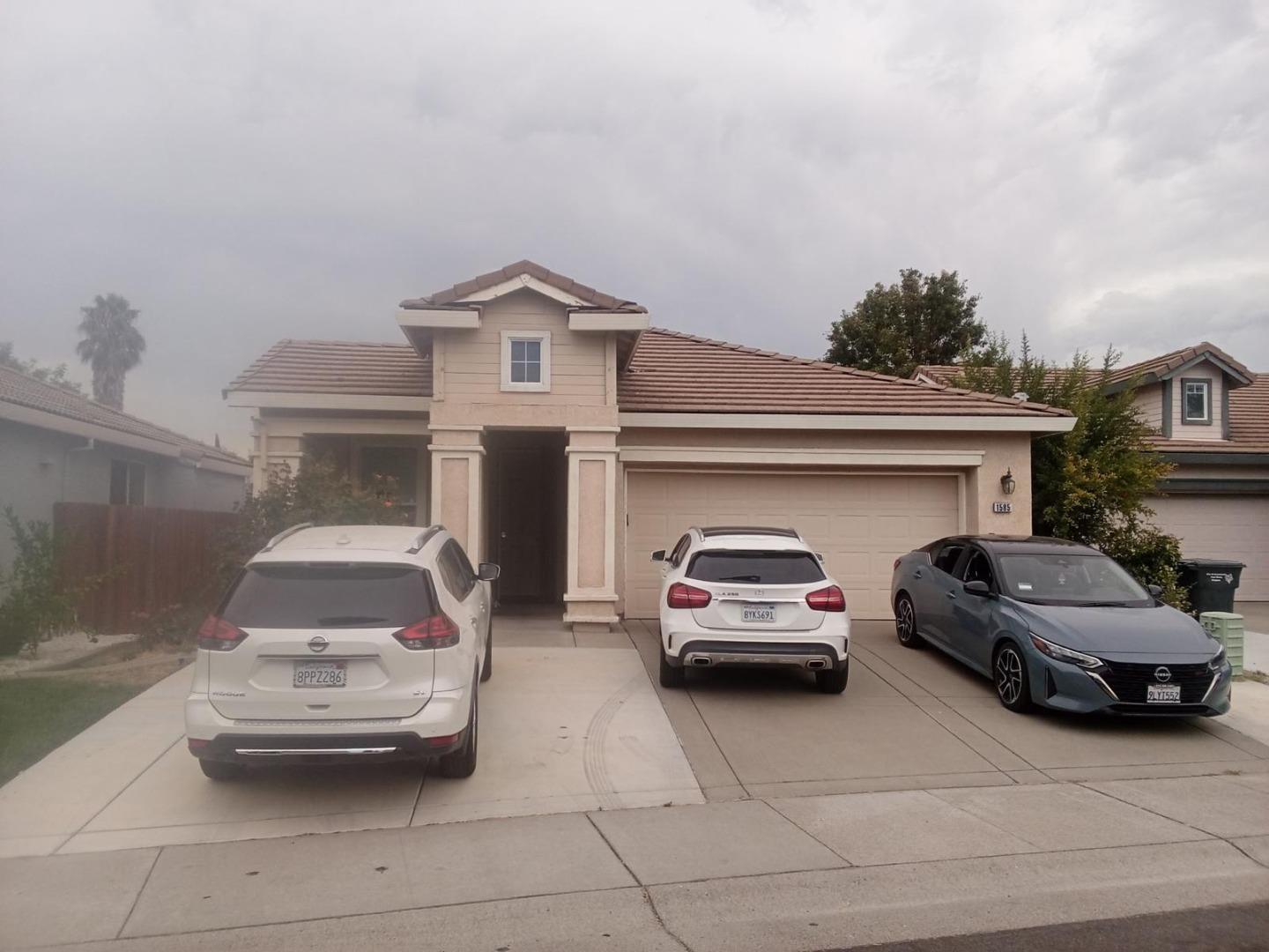 Detail Gallery Image 1 of 4 For 1585 Alicia Way, Sacramento,  CA 95835 - 3 Beds | 2 Baths