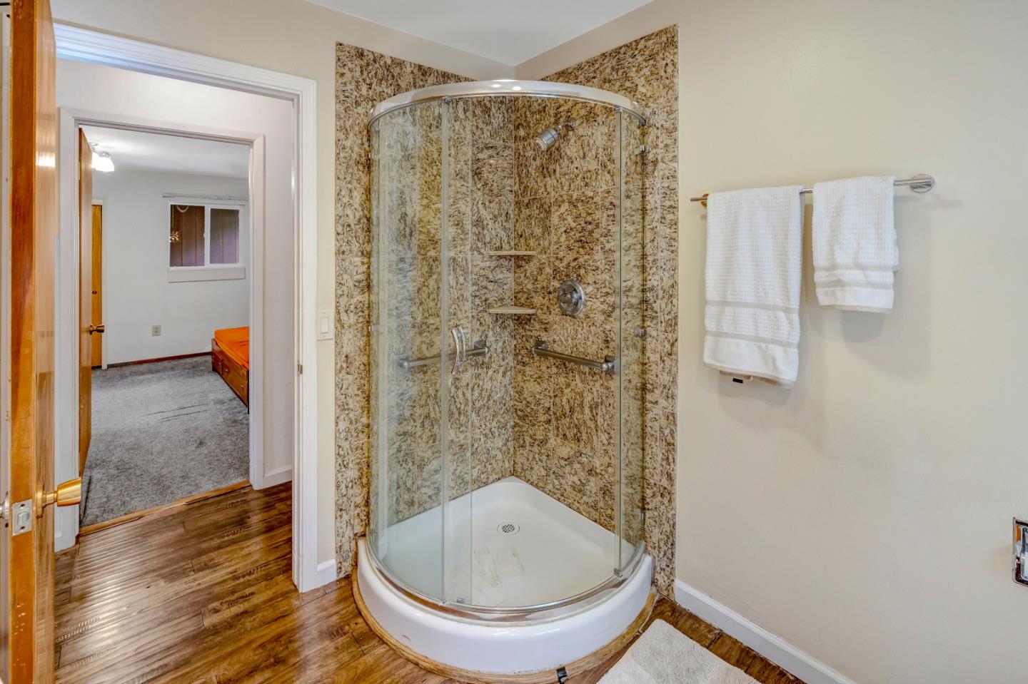 Detail Gallery Image 22 of 34 For 30 via Encanto, Monterey,  CA 93940 - 3 Beds | 2/1 Baths