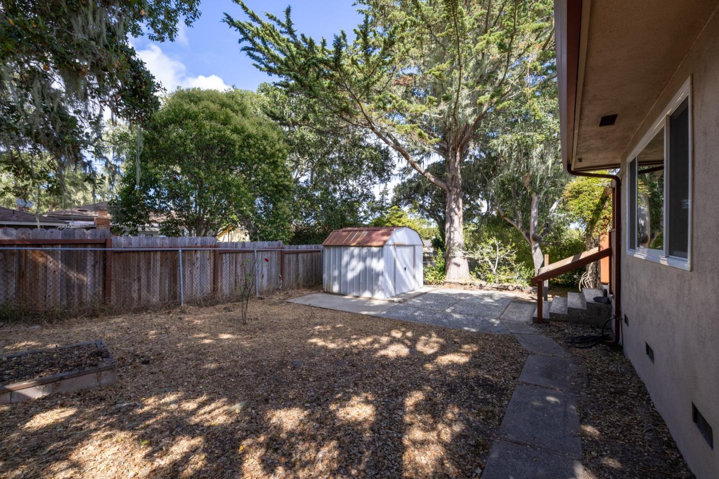 Detail Gallery Image 26 of 34 For 30 via Encanto, Monterey,  CA 93940 - 3 Beds | 2/1 Baths