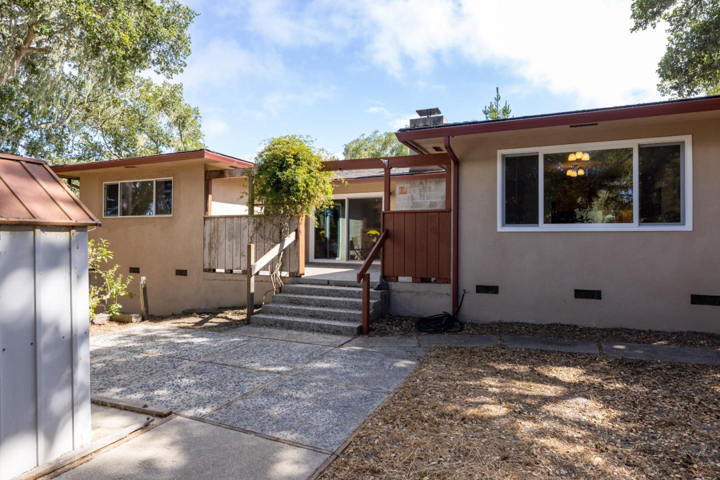 Detail Gallery Image 28 of 34 For 30 via Encanto, Monterey,  CA 93940 - 3 Beds | 2/1 Baths