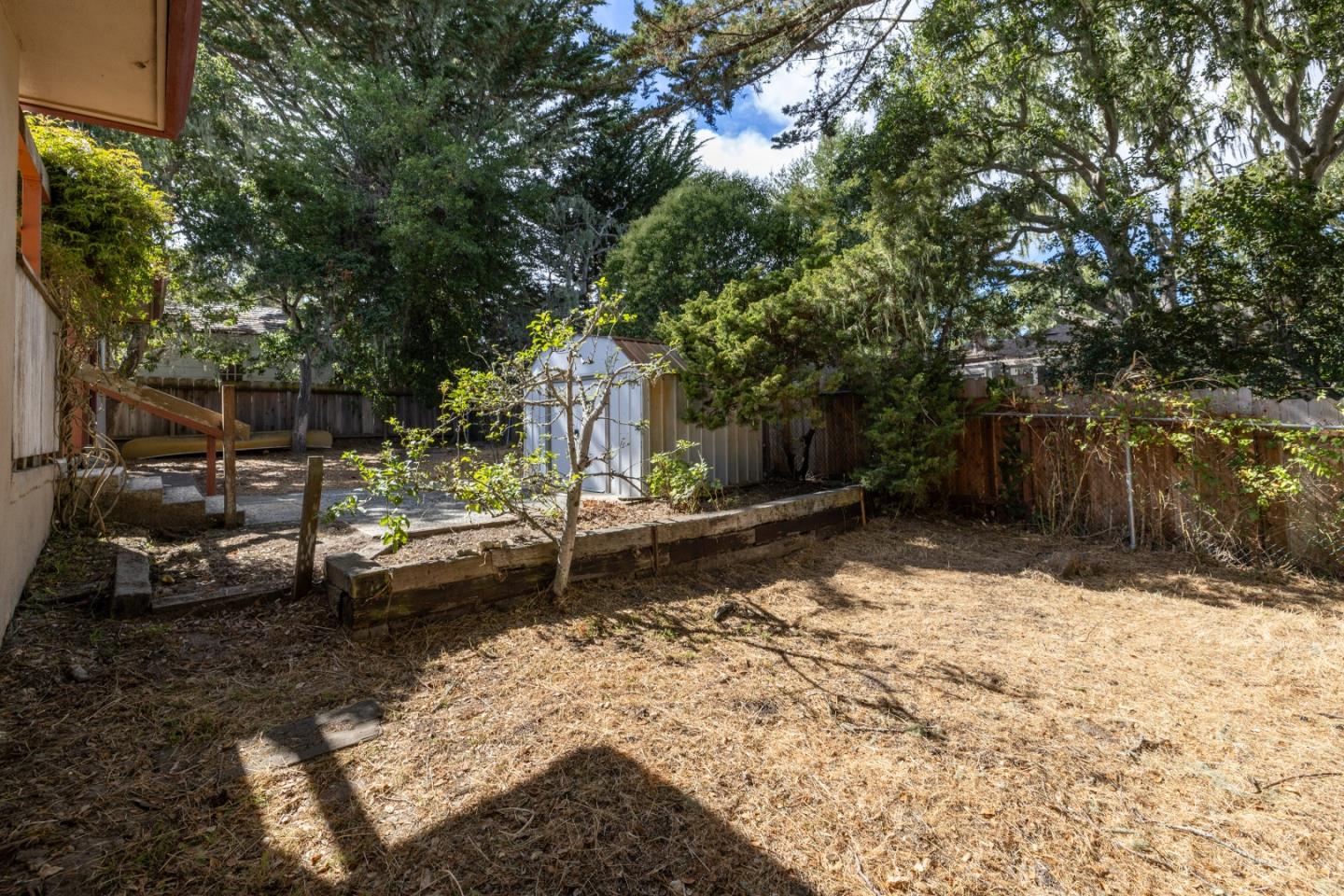 Detail Gallery Image 30 of 34 For 30 via Encanto, Monterey,  CA 93940 - 3 Beds | 2/1 Baths