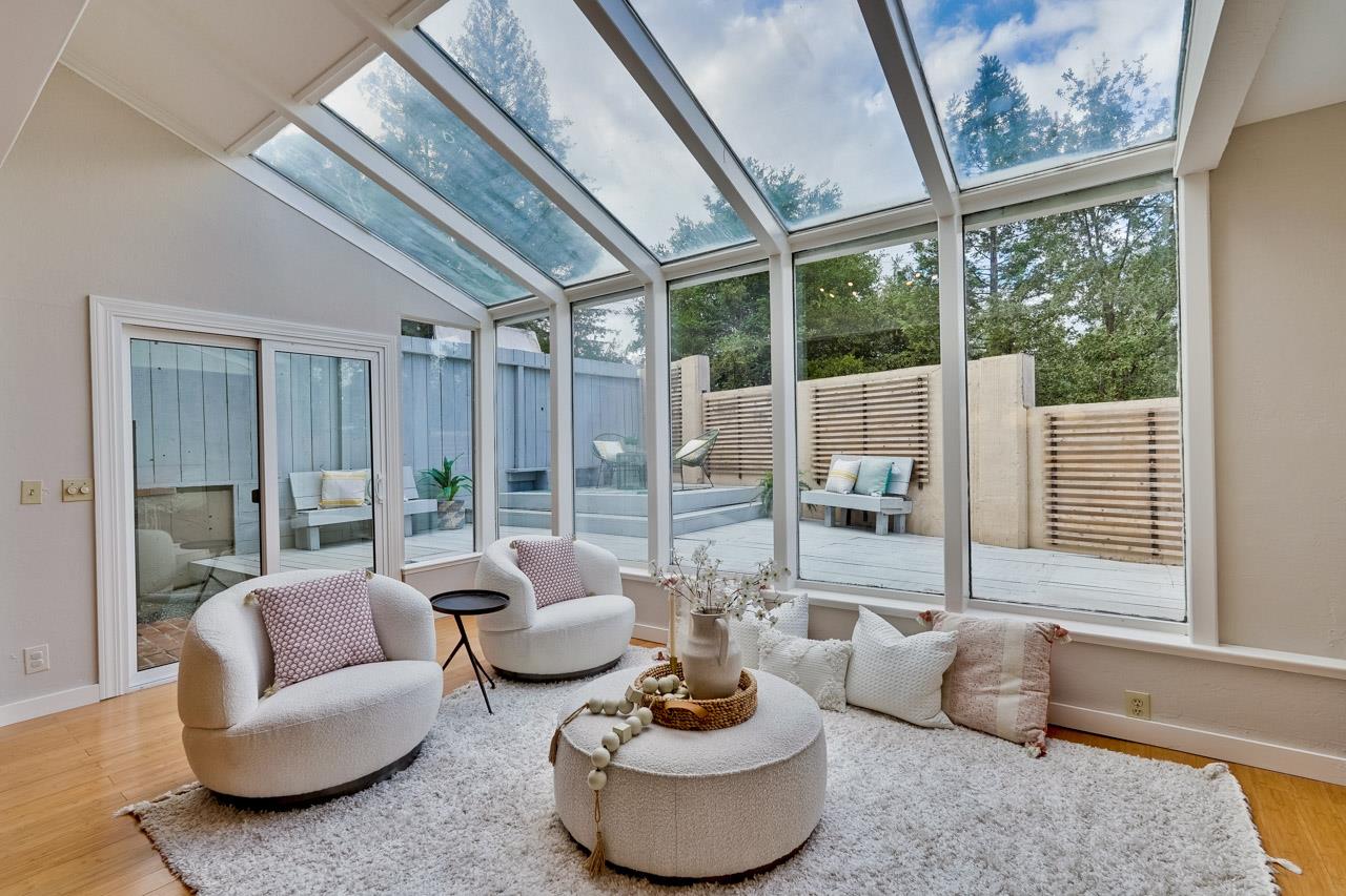 Detail Gallery Image 12 of 51 For 22941 Longdown Rd, Cupertino,  CA 95014 - 3 Beds | 2/1 Baths