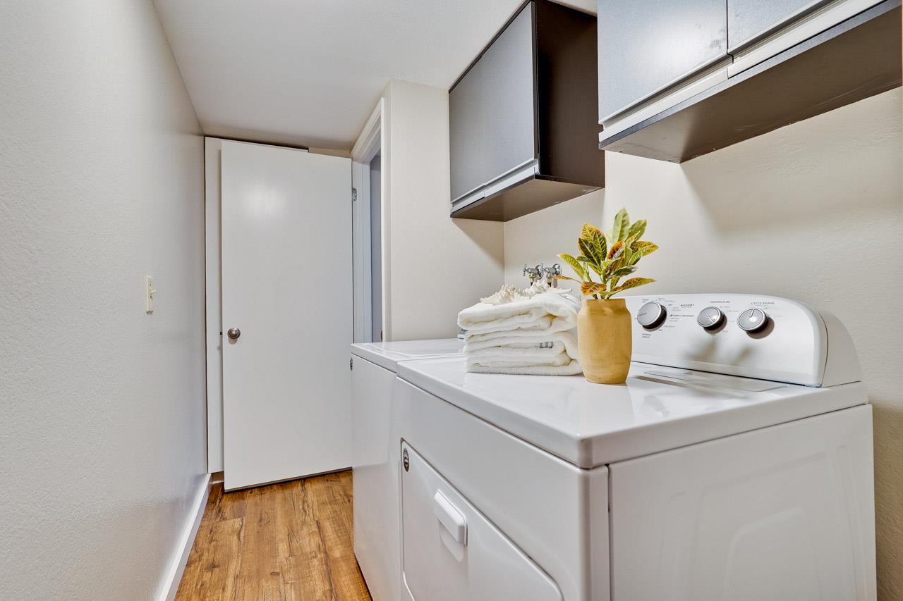 Detail Gallery Image 19 of 51 For 22941 Longdown Rd, Cupertino,  CA 95014 - 3 Beds | 2/1 Baths