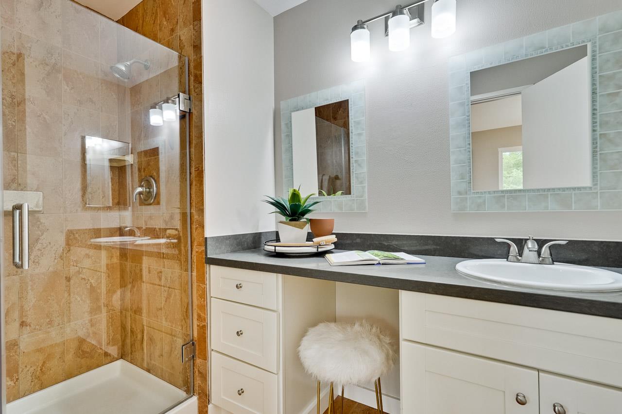 Detail Gallery Image 33 of 51 For 22941 Longdown Rd, Cupertino,  CA 95014 - 3 Beds | 2/1 Baths