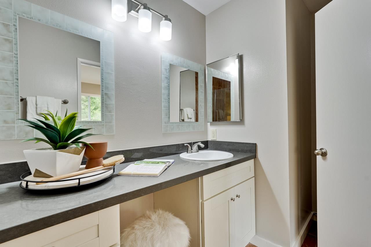 Detail Gallery Image 35 of 51 For 22941 Longdown Rd, Cupertino,  CA 95014 - 3 Beds | 2/1 Baths