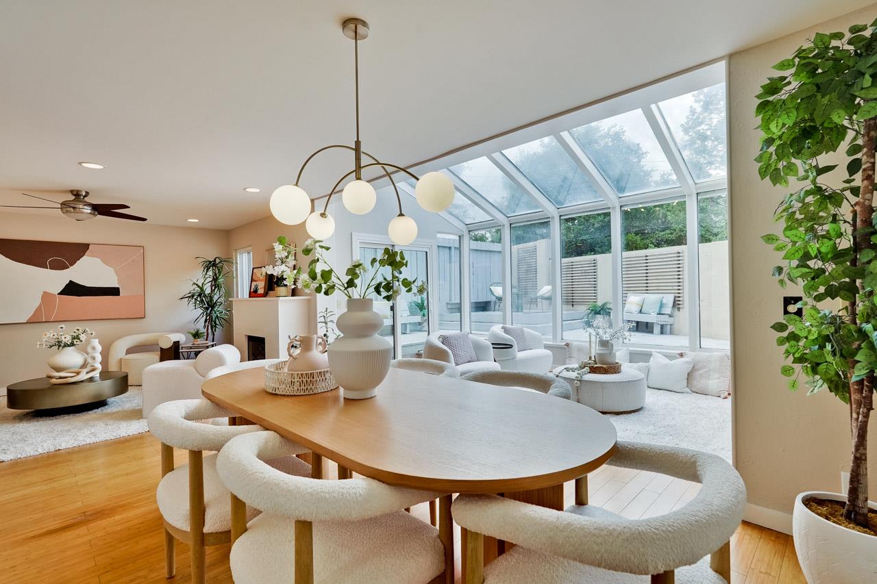 Detail Gallery Image 7 of 51 For 22941 Longdown Rd, Cupertino,  CA 95014 - 3 Beds | 2/1 Baths