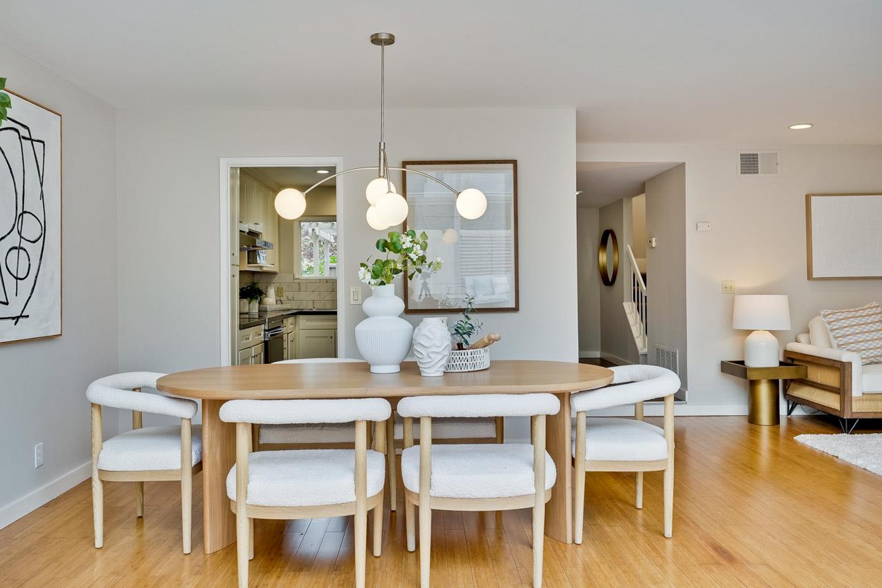 Detail Gallery Image 8 of 51 For 22941 Longdown Rd, Cupertino,  CA 95014 - 3 Beds | 2/1 Baths