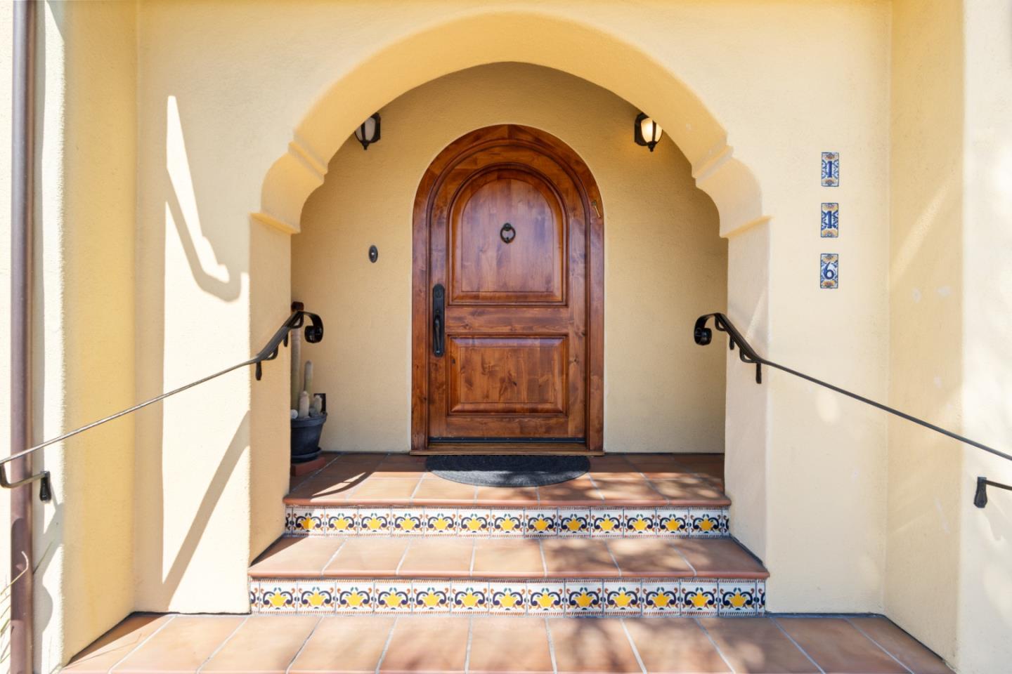 Detail Gallery Image 16 of 76 For 116 Monterey St, Santa Cruz,  CA 95060 - 4 Beds | 4 Baths