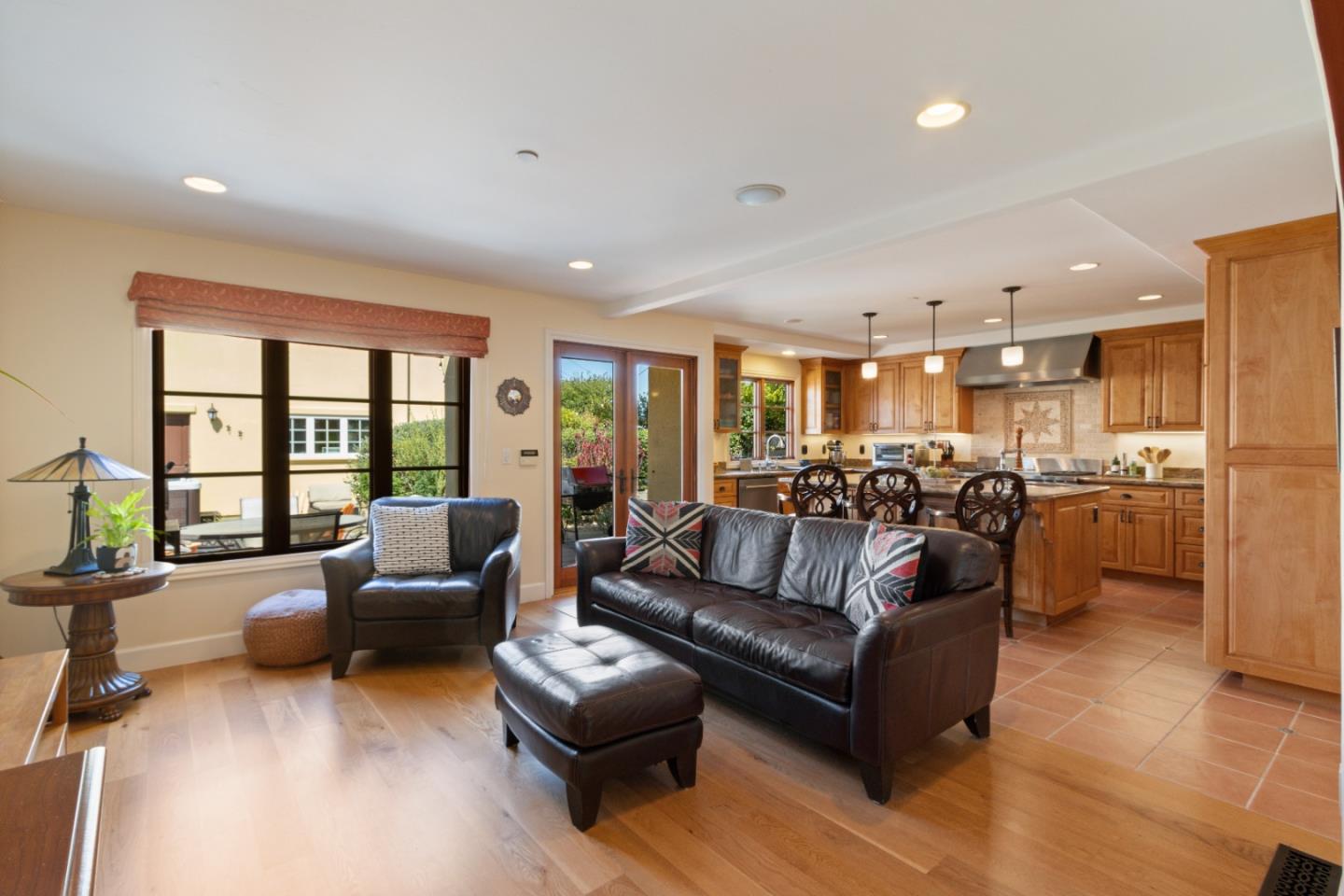 Detail Gallery Image 21 of 76 For 116 Monterey St, Santa Cruz,  CA 95060 - 4 Beds | 4 Baths