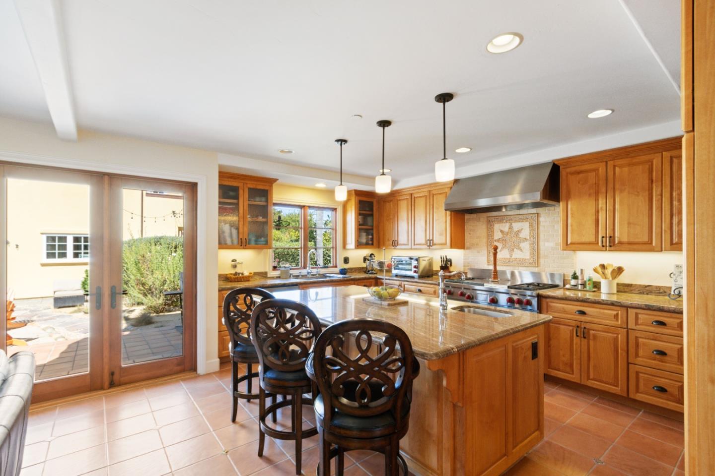 Detail Gallery Image 24 of 76 For 116 Monterey St, Santa Cruz,  CA 95060 - 4 Beds | 4 Baths