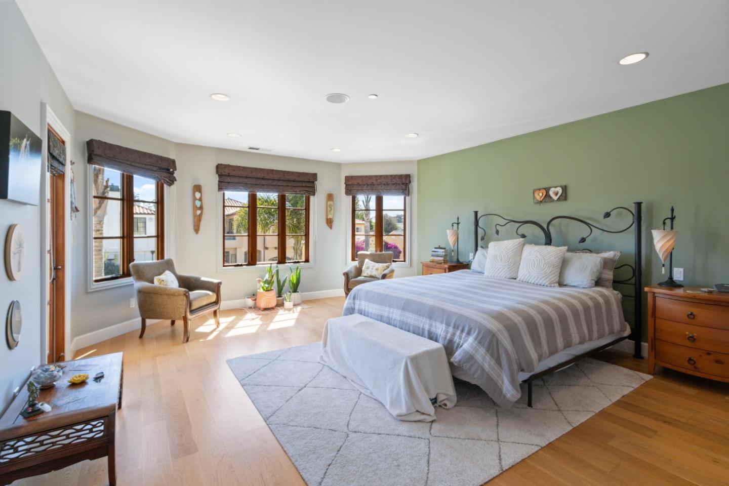 Detail Gallery Image 26 of 76 For 116 Monterey St, Santa Cruz,  CA 95060 - 4 Beds | 4 Baths