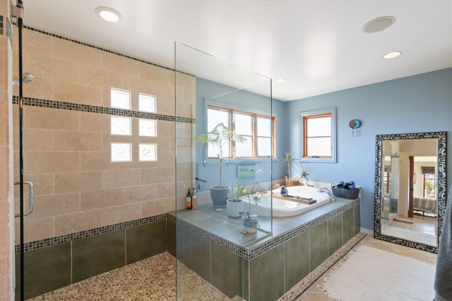 Detail Gallery Image 30 of 76 For 116 Monterey St, Santa Cruz,  CA 95060 - 4 Beds | 4 Baths