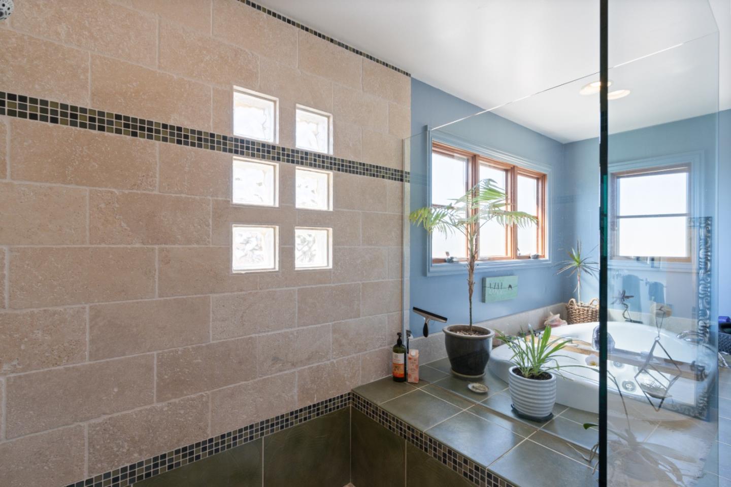 Detail Gallery Image 33 of 76 For 116 Monterey St, Santa Cruz,  CA 95060 - 4 Beds | 4 Baths
