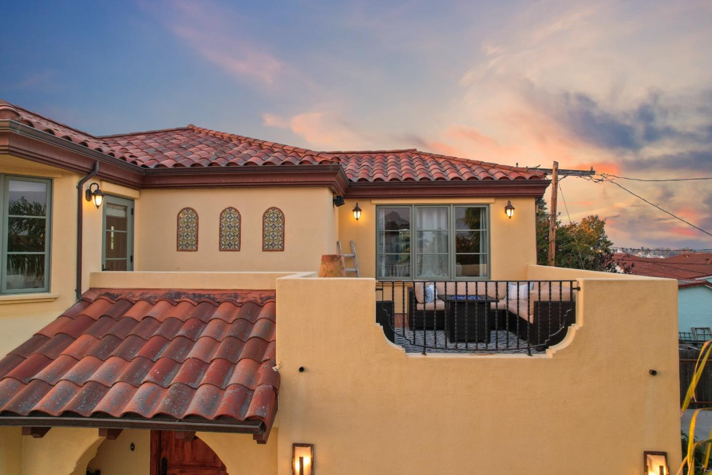 Detail Gallery Image 4 of 76 For 116 Monterey St, Santa Cruz,  CA 95060 - 4 Beds | 4 Baths