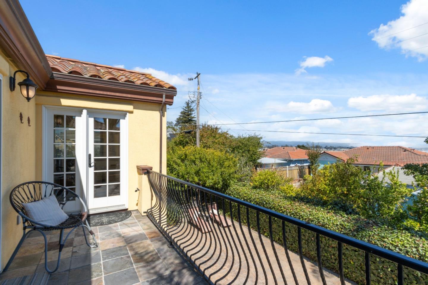 Detail Gallery Image 52 of 76 For 116 Monterey St, Santa Cruz,  CA 95060 - 4 Beds | 4 Baths