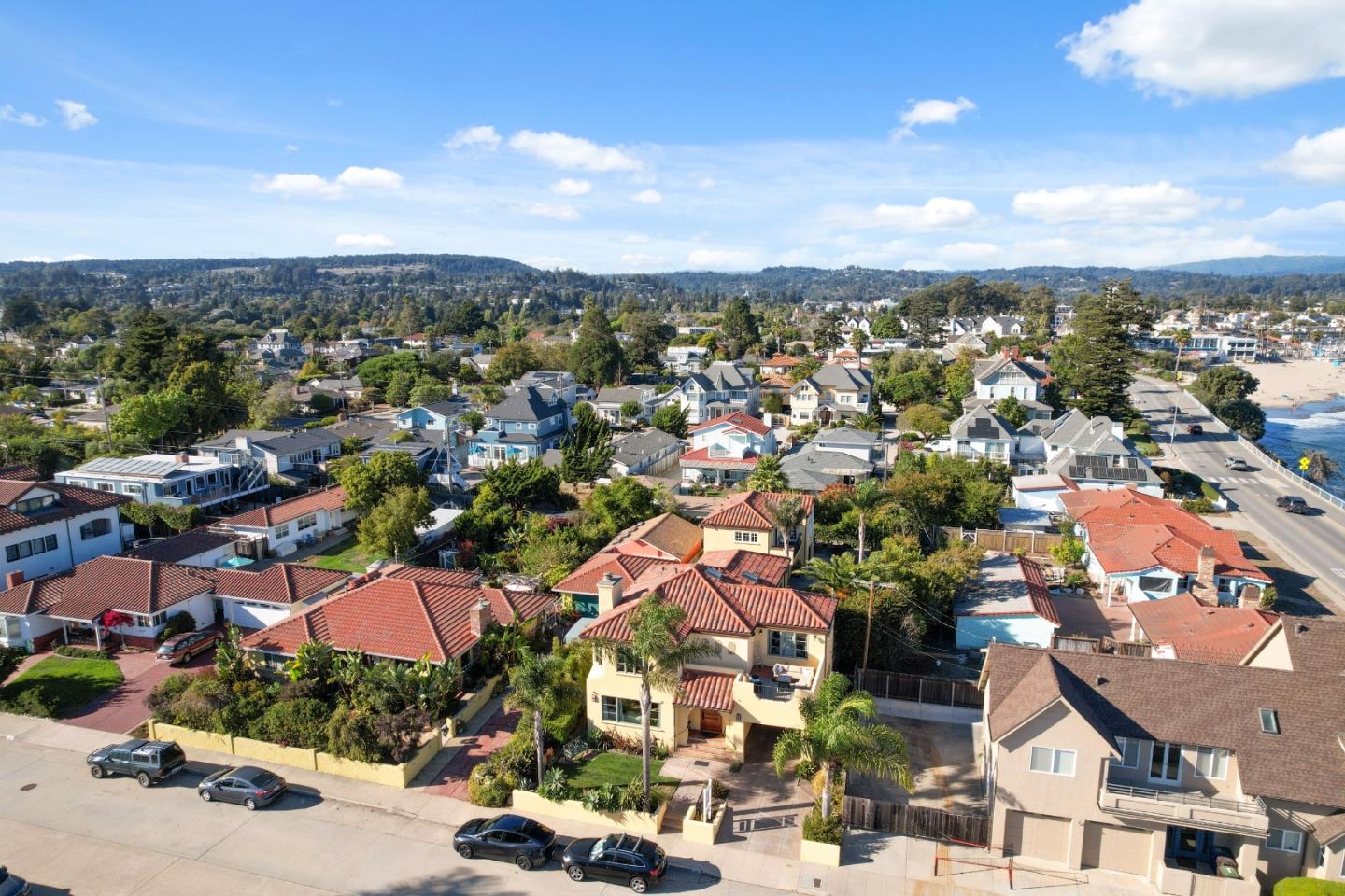 Detail Gallery Image 68 of 76 For 116 Monterey St, Santa Cruz,  CA 95060 - 4 Beds | 4 Baths