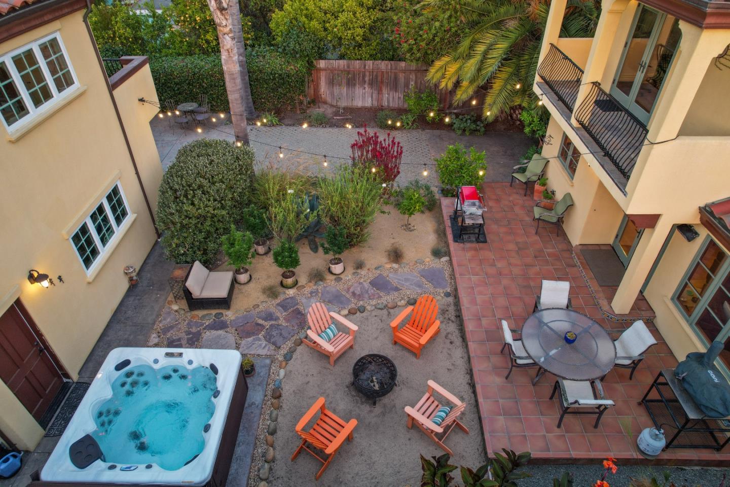 Detail Gallery Image 7 of 76 For 116 Monterey St, Santa Cruz,  CA 95060 - 4 Beds | 4 Baths