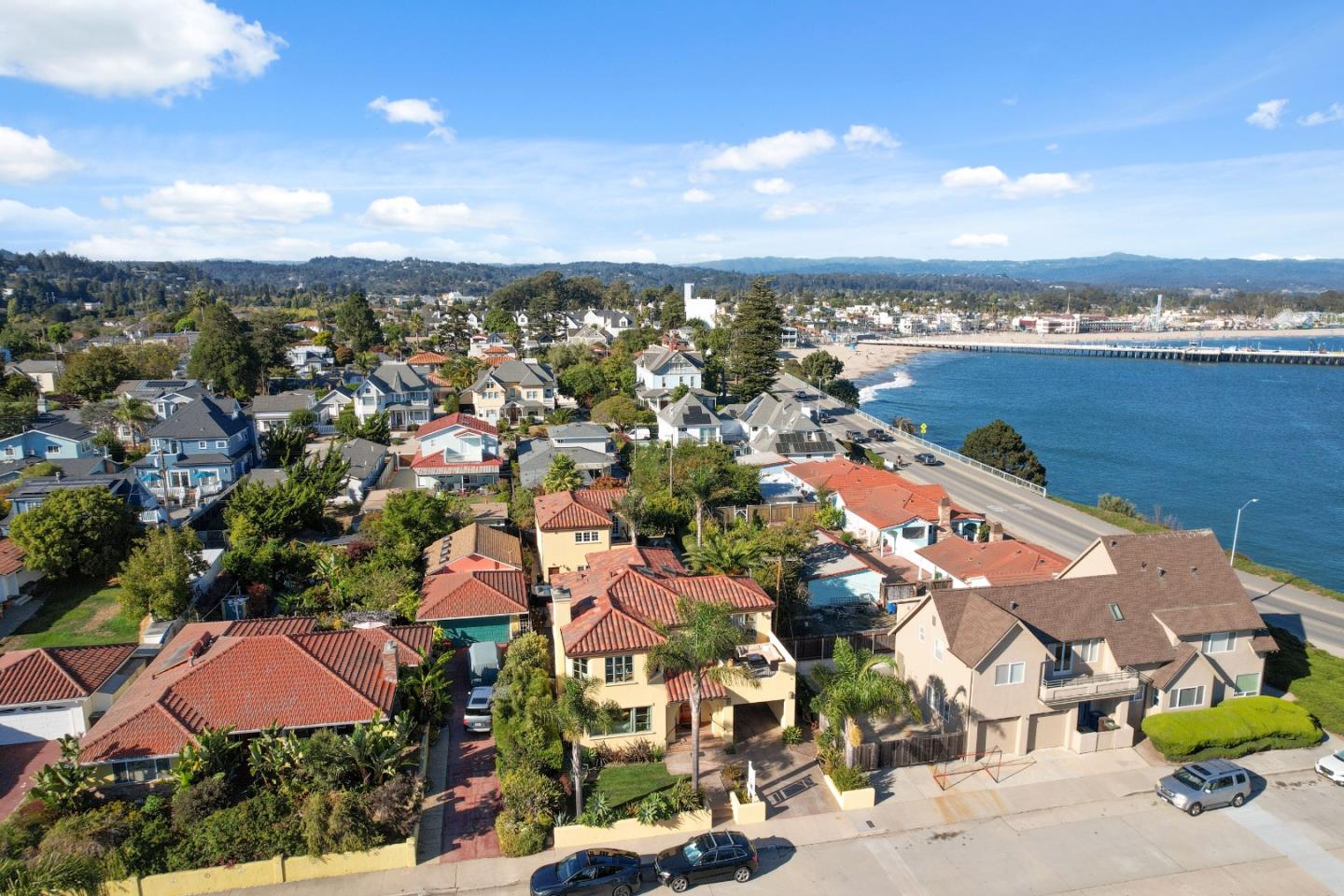 Detail Gallery Image 70 of 76 For 116 Monterey St, Santa Cruz,  CA 95060 - 4 Beds | 4 Baths
