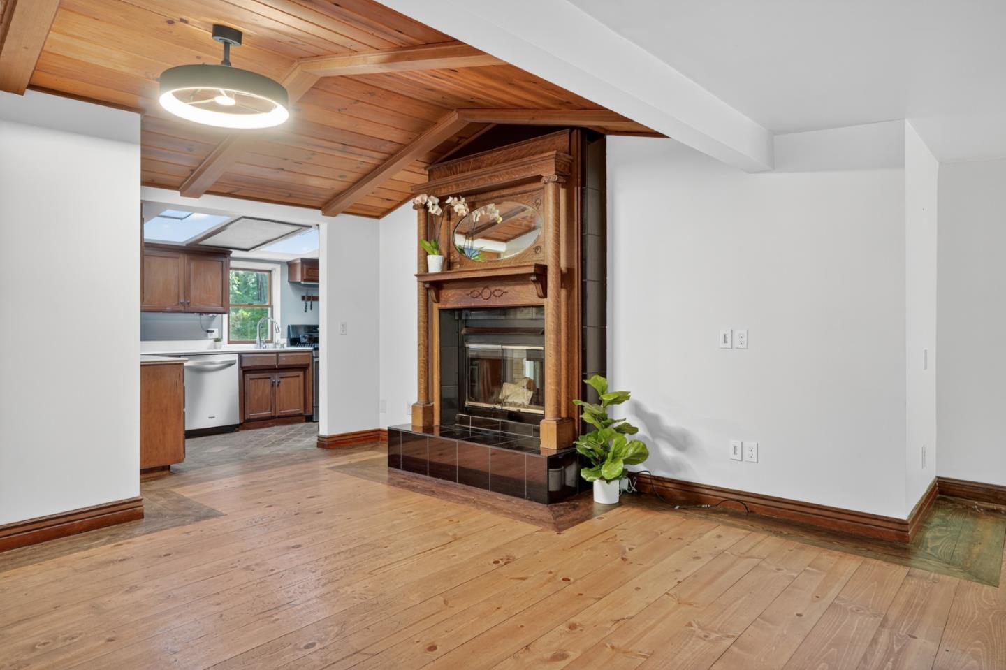 Detail Gallery Image 7 of 27 For 11033 Sequoia Ave, Felton,  CA 95018 - 3 Beds | 2 Baths