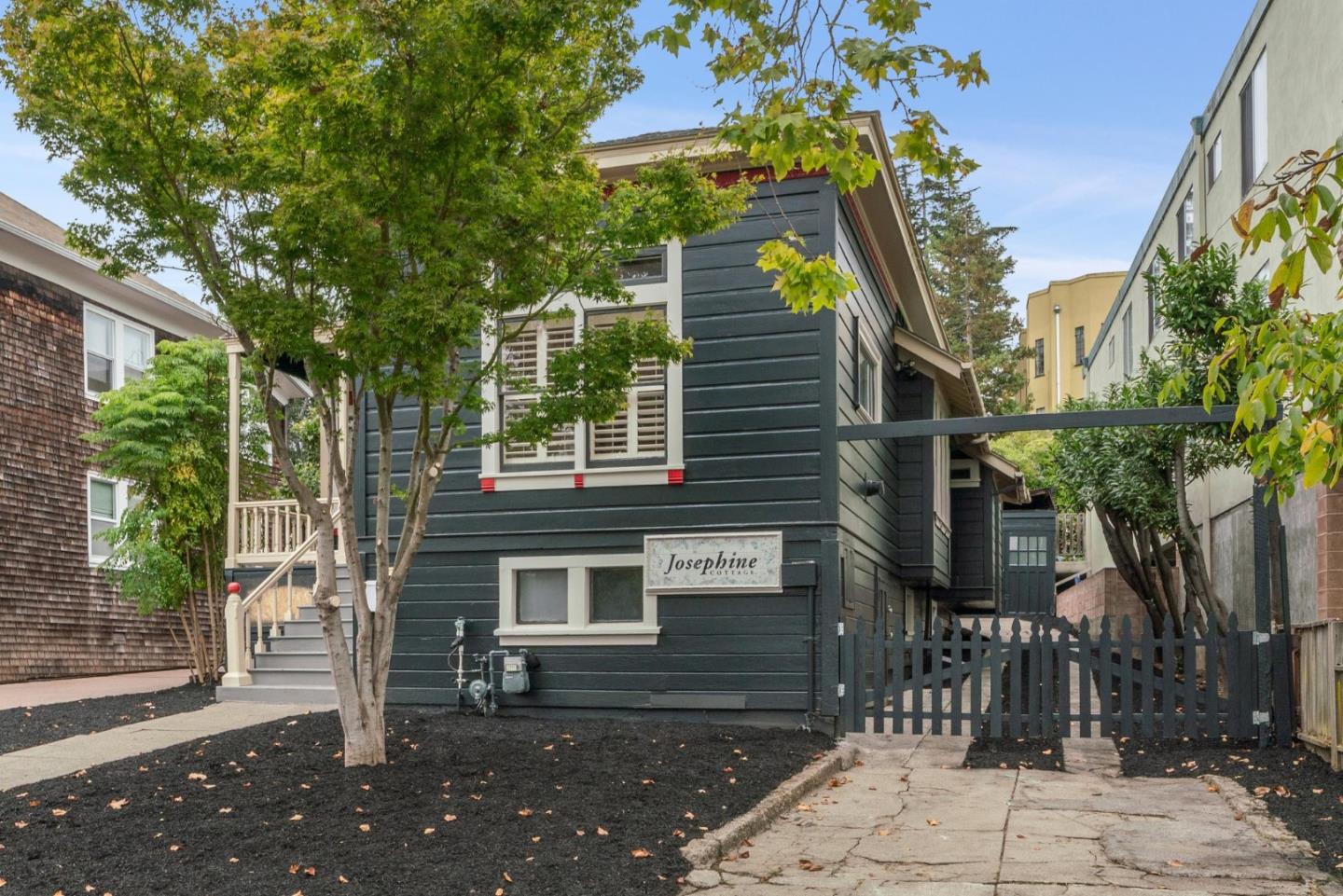Detail Gallery Image 22 of 25 For 1325 Henry St, Berkeley,  CA 94709 - 3 Beds | 2 Baths