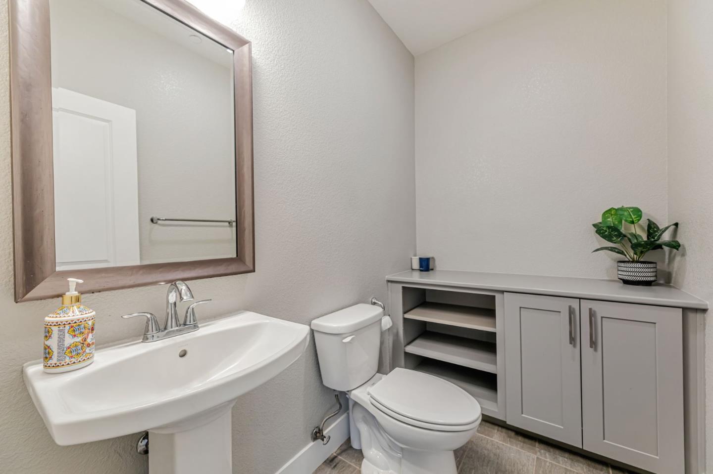 Detail Gallery Image 21 of 25 For 1549 Pratt Pl, Santa Clara,  CA 95050 - 3 Beds | 3/1 Baths