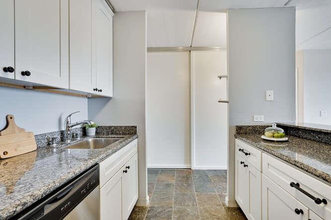 Detail Gallery Image 12 of 29 For 1700 Civic Center Dr #616,  Santa Clara,  CA 95050 - 1 Beds | 1 Baths
