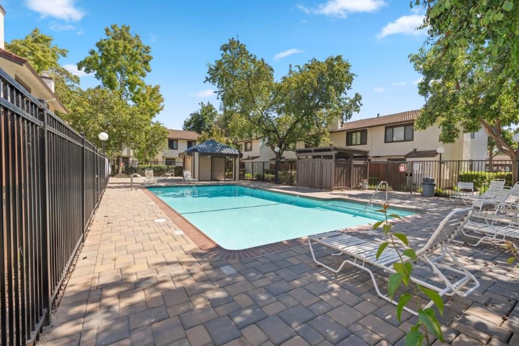 Detail Gallery Image 22 of 23 For 6345 Joaquin Murieta Ave #B,  Newark,  CA 94560 - 2 Beds | 1/1 Baths