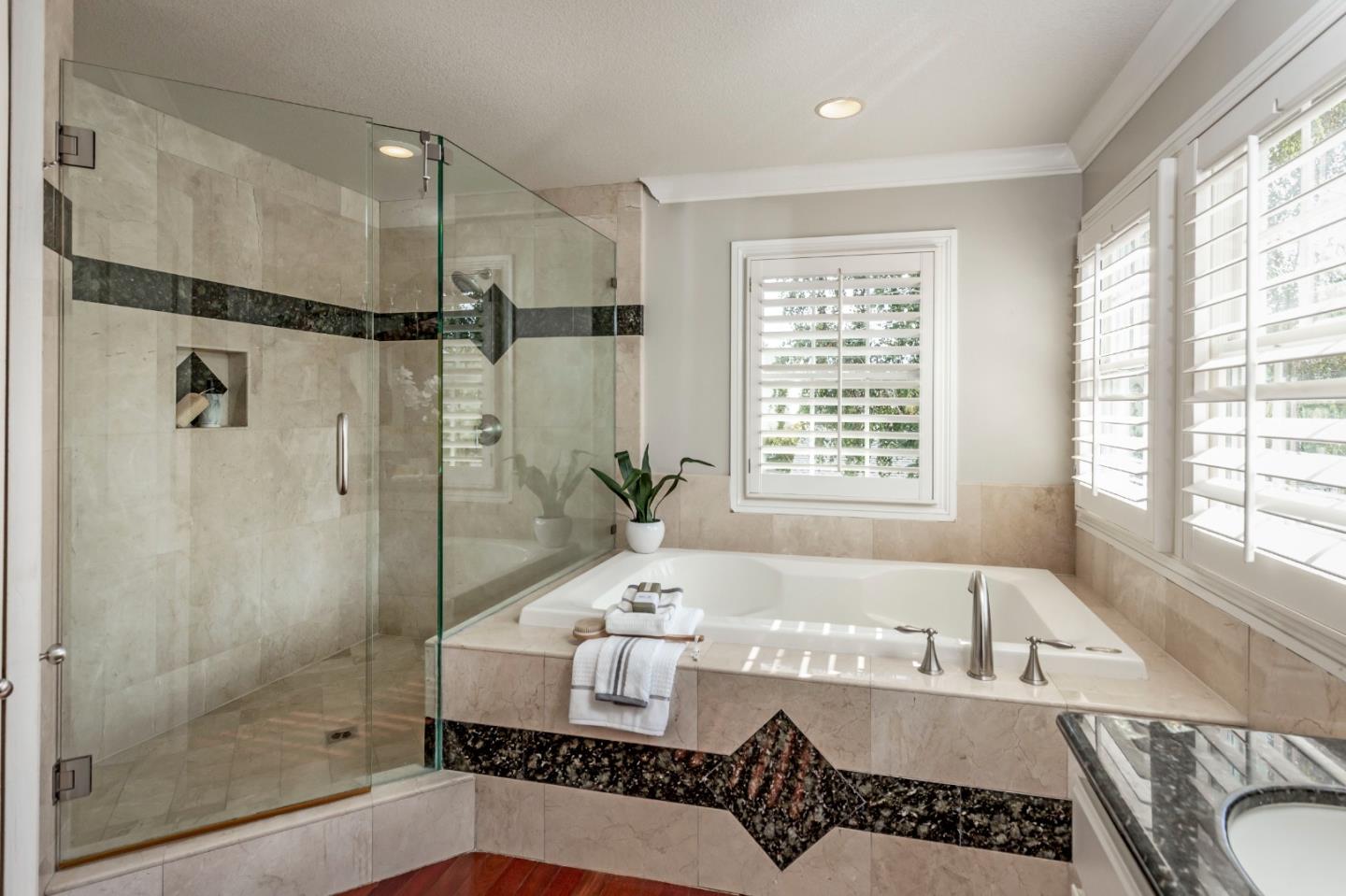 Detail Gallery Image 18 of 29 For 1232 Coolidge Ave, San Jose,  CA 95125 - 4 Beds | 2/1 Baths