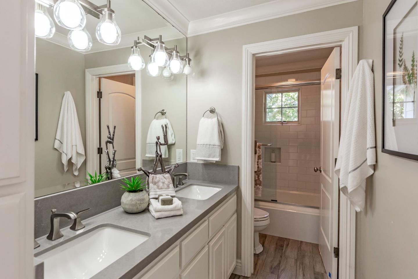 Detail Gallery Image 22 of 29 For 1232 Coolidge Ave, San Jose,  CA 95125 - 4 Beds | 2/1 Baths