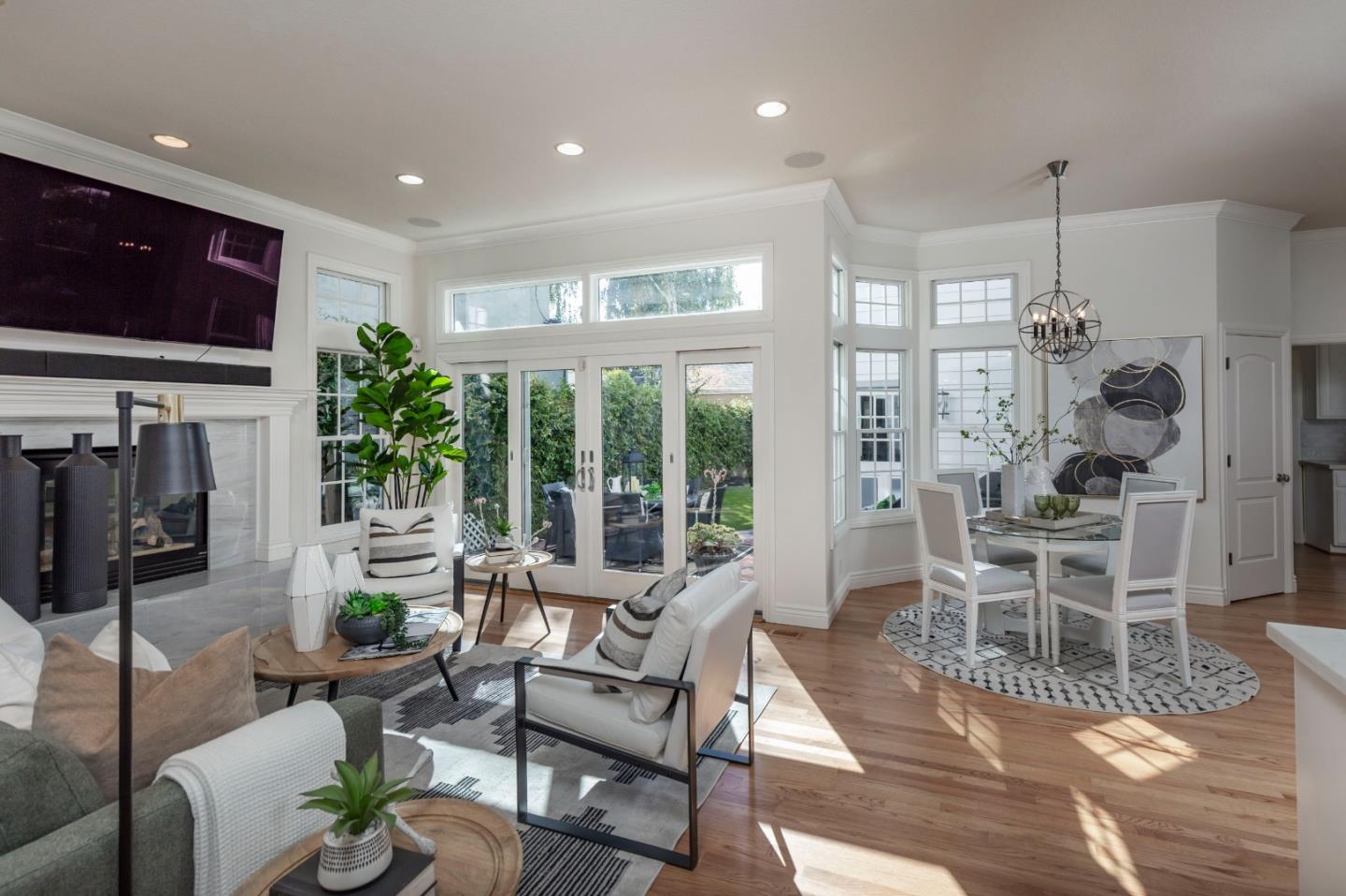 Detail Gallery Image 7 of 29 For 1232 Coolidge Ave, San Jose,  CA 95125 - 4 Beds | 2/1 Baths