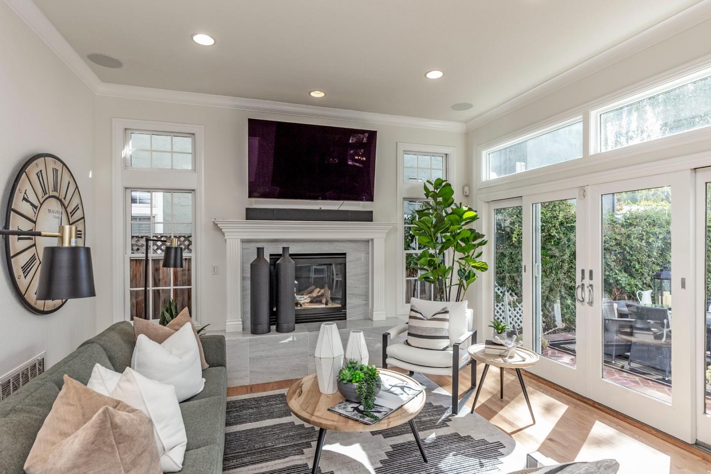 Detail Gallery Image 8 of 29 For 1232 Coolidge Ave, San Jose,  CA 95125 - 4 Beds | 2/1 Baths