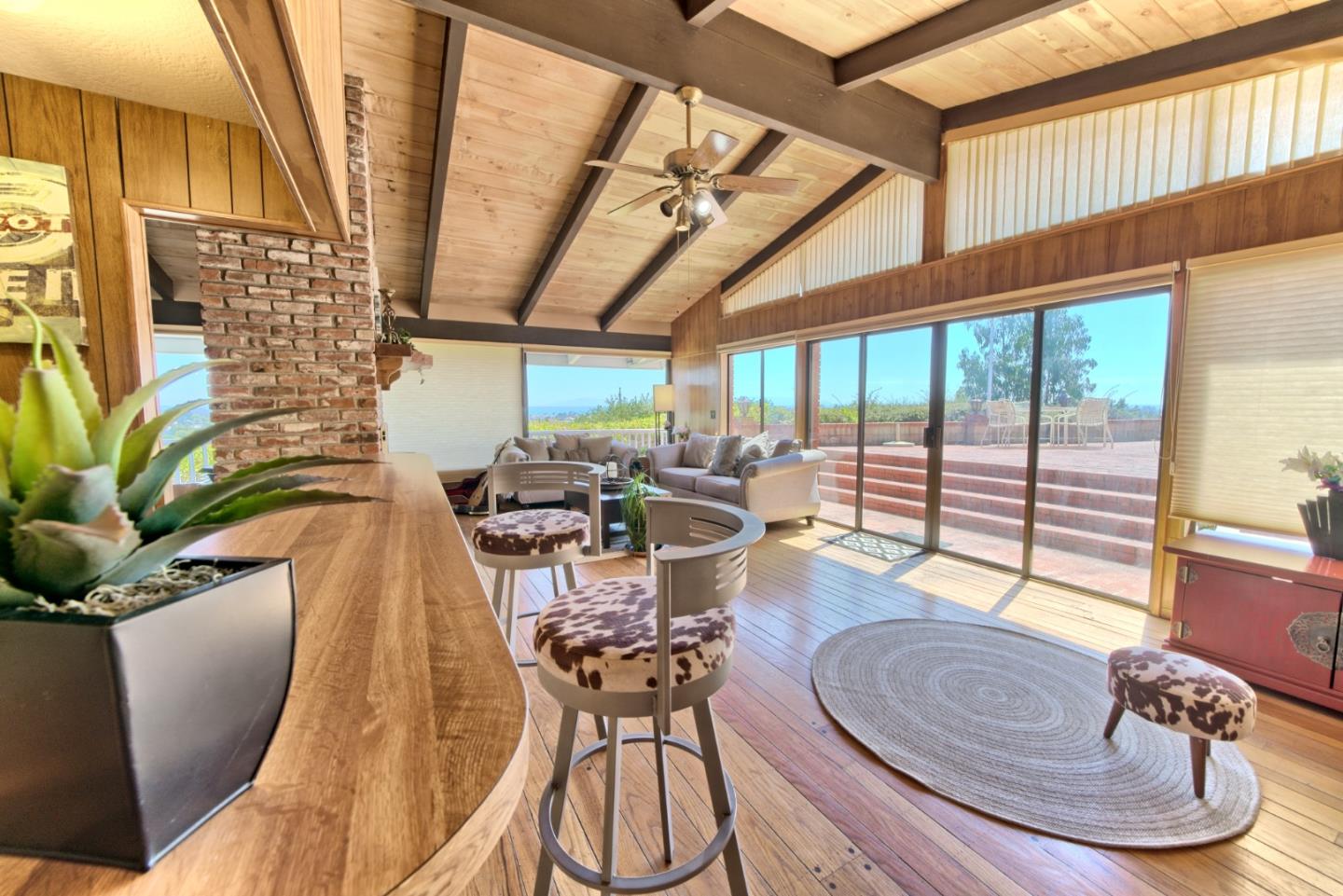 Detail Gallery Image 13 of 28 For 350 Highland Avenue, Santa Cruz,  CA 95060 - 4 Beds | 2/1 Baths