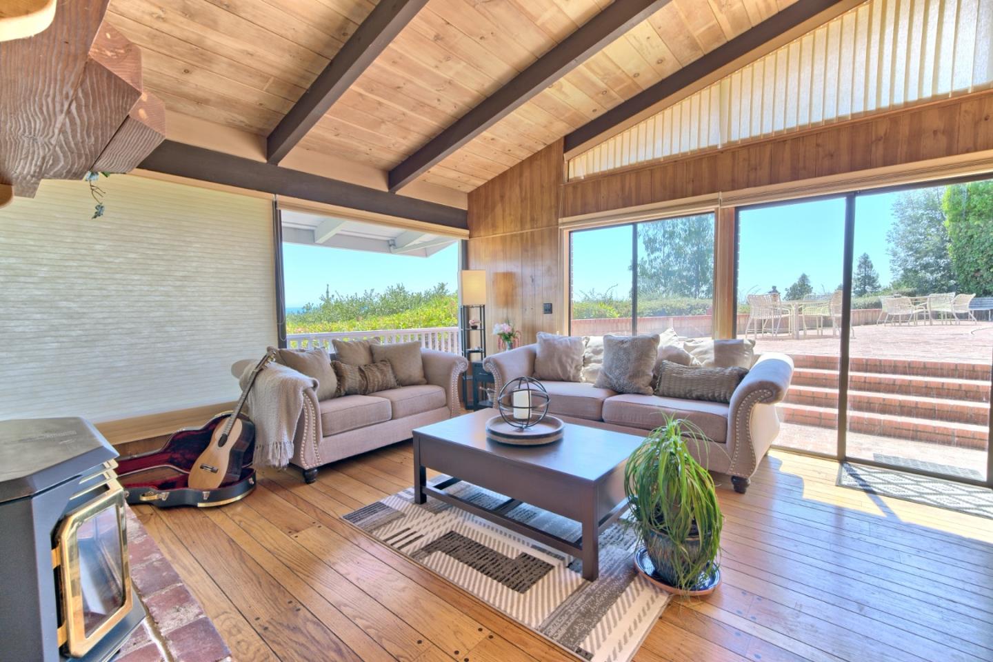 Detail Gallery Image 15 of 28 For 350 Highland Avenue, Santa Cruz,  CA 95060 - 4 Beds | 2/1 Baths