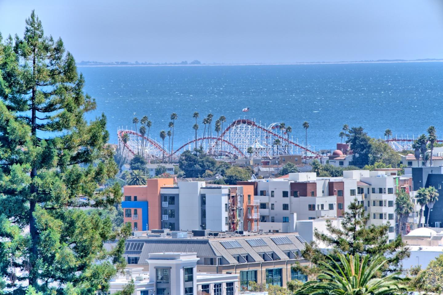 Detail Gallery Image 27 of 28 For 350 Highland Avenue, Santa Cruz,  CA 95060 - 4 Beds | 2/1 Baths