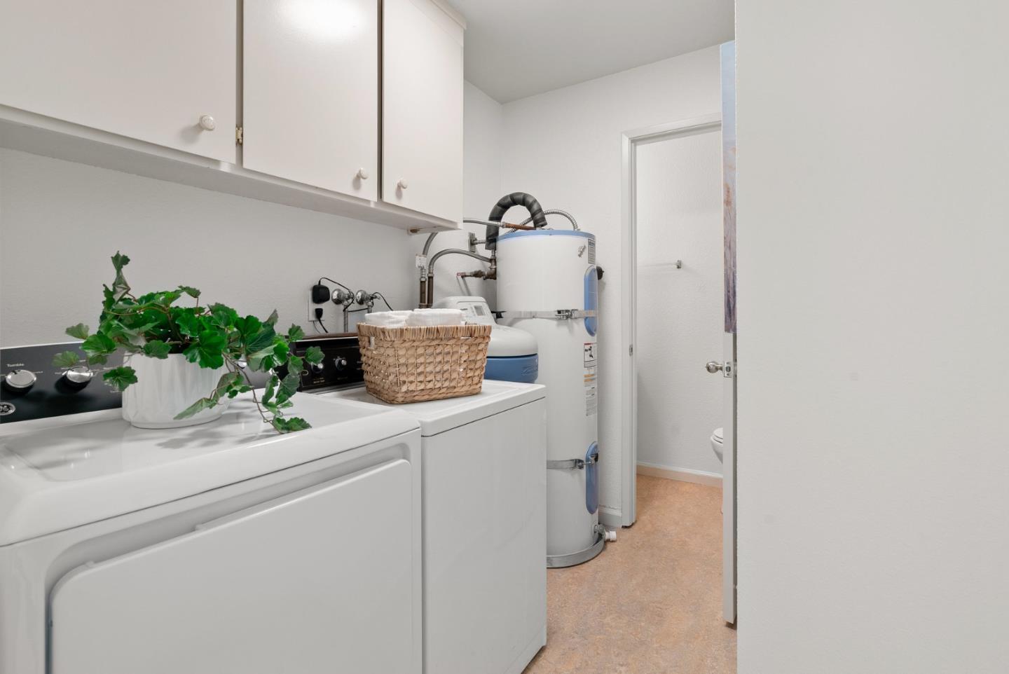 Detail Gallery Image 22 of 32 For 1505 42nd Ave #7,  Capitola,  CA 95010 - 3 Beds | 2/1 Baths