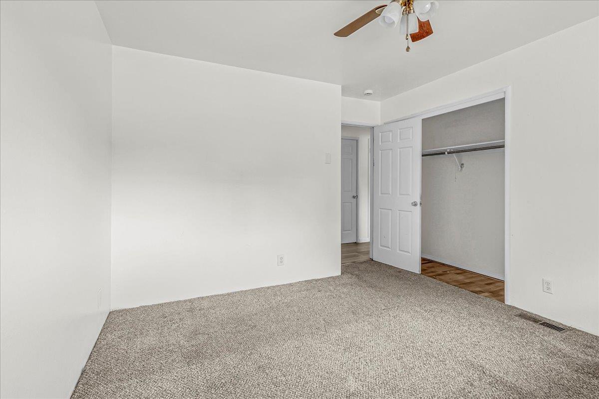 Detail Gallery Image 19 of 29 For 19018 Beatrice Dr, Salinas,  CA 93907 - 3 Beds | 2 Baths