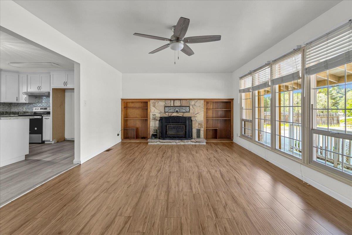 Detail Gallery Image 9 of 29 For 19018 Beatrice Dr, Salinas,  CA 93907 - 3 Beds | 2 Baths