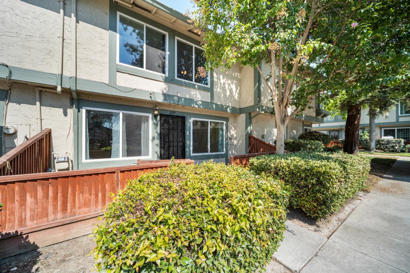 Detail Gallery Image 20 of 22 For 2697 Lone Bluff Way, San Jose,  CA 95111 - 2 Beds | 1/1 Baths