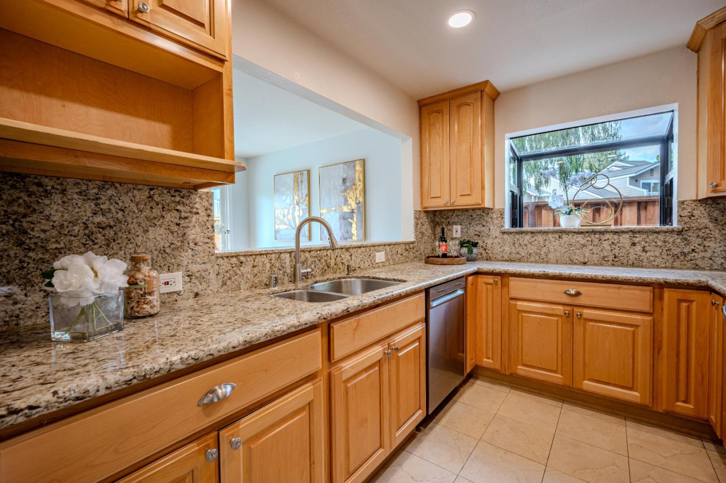 Detail Gallery Image 9 of 25 For 99 Jacklin Ct, Milpitas,  CA 95035 - 2 Beds | 2/1 Baths